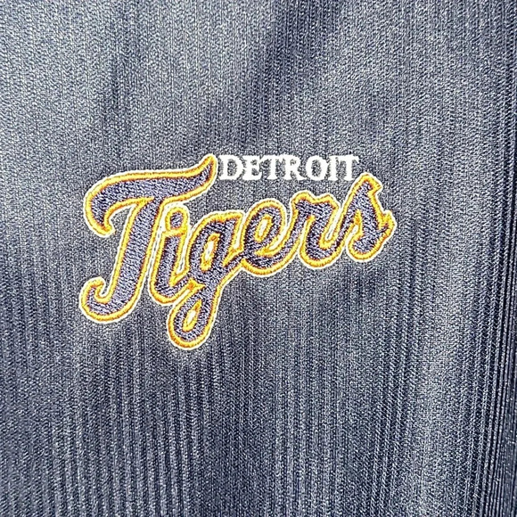 Men's SM Detroit Tigers corduroy pullover polo with chest zipper MLB LOT F8 - Picture 2 of 6